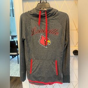 LOUISVILLE CARDINALS hoodie.